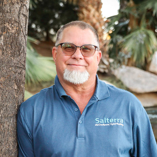 Terry Samuels, digital marketing keynote speaker with Salterra Digital Services, presenting marketing strategy to a corporate audience, contact us to book your next event.